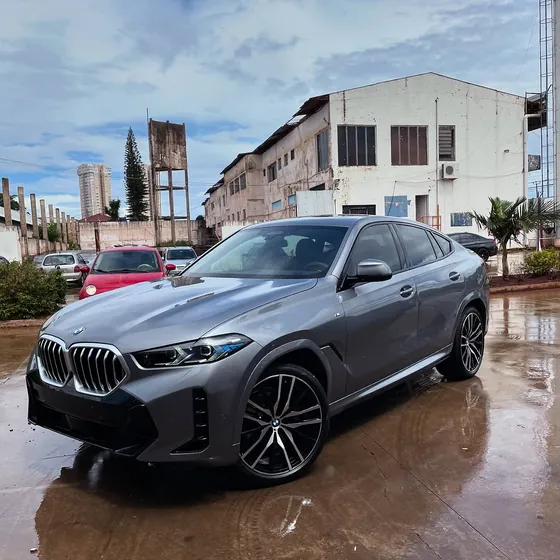 BMW X6 com película Carbon 35%